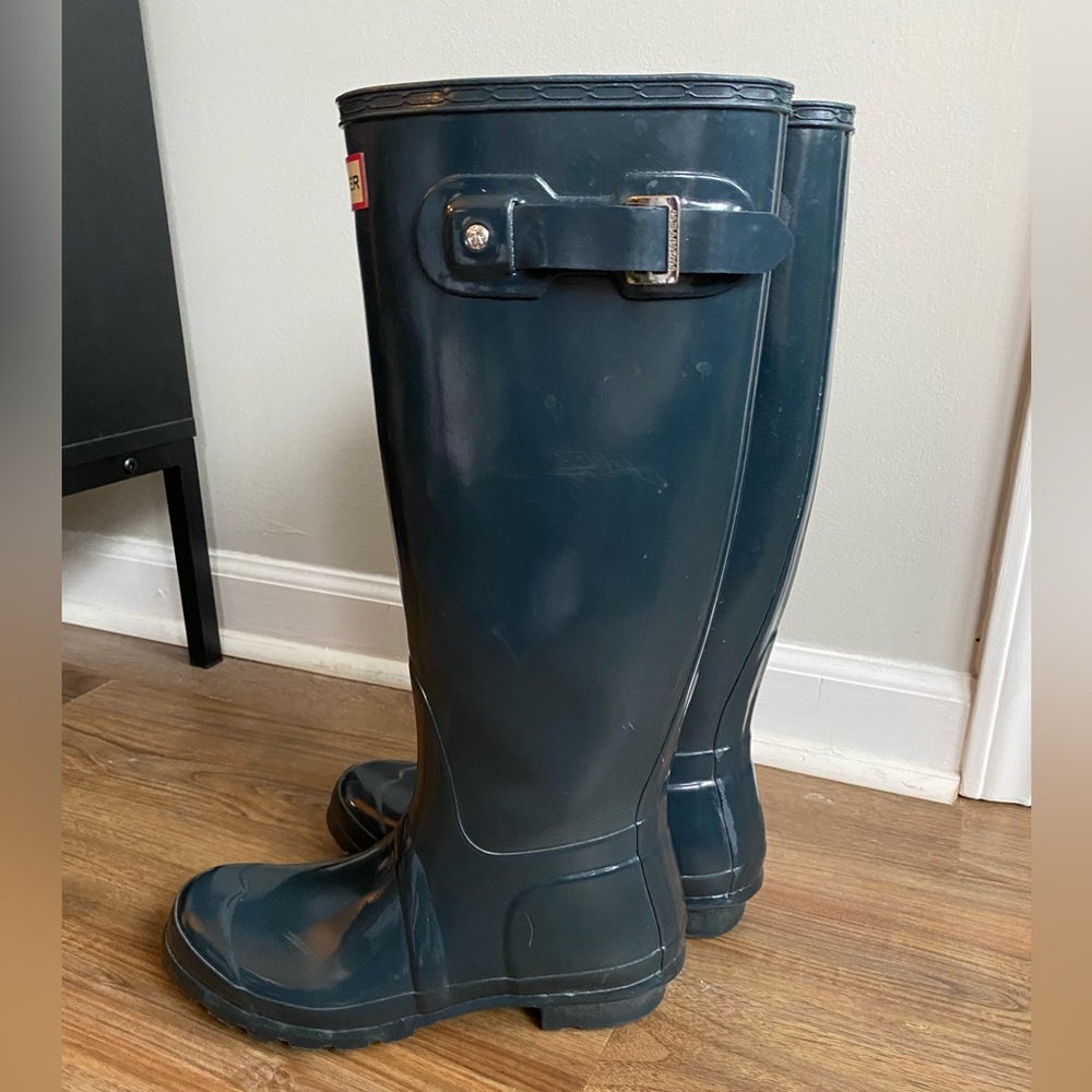 HUNTER WOMEN'S ORIGINAL TALL BLUE GLOSS RAIN BOOT-Size 7 - Picture 7 of 9